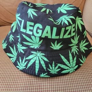 Bucket Hat